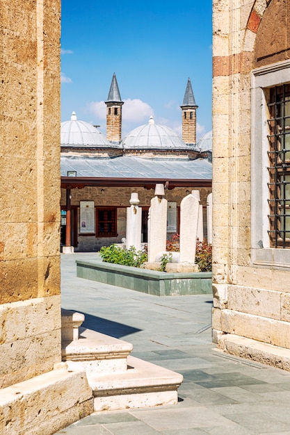 La cour du musée Mevlana.