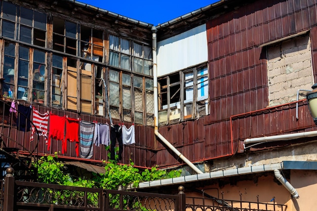 Cour géorgienne authentique dans la vieille ville de Batumi, Géorgie