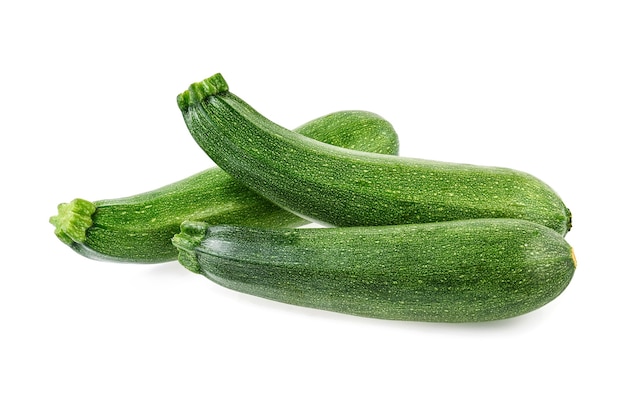 Courgettes fraîches isolé sur fond blanc