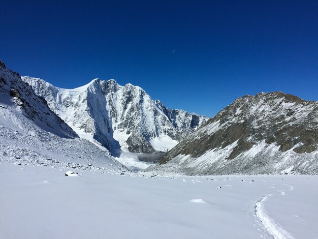 La Couronne Du Sommet De La Montagne De L'altaï