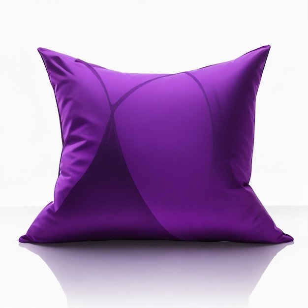 Un coussin violet isolé sur fond blanc