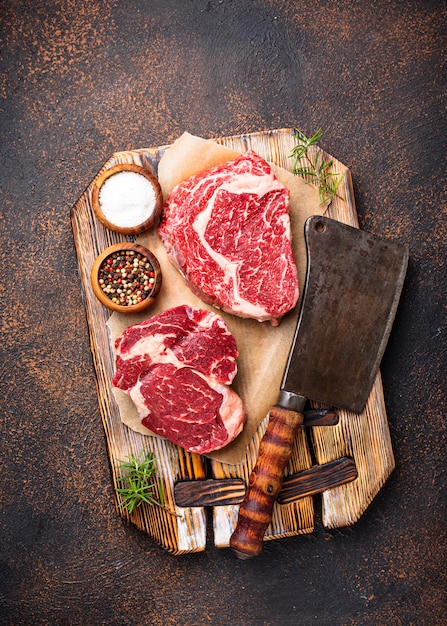 Couteau à steak de ribeye et à boucher