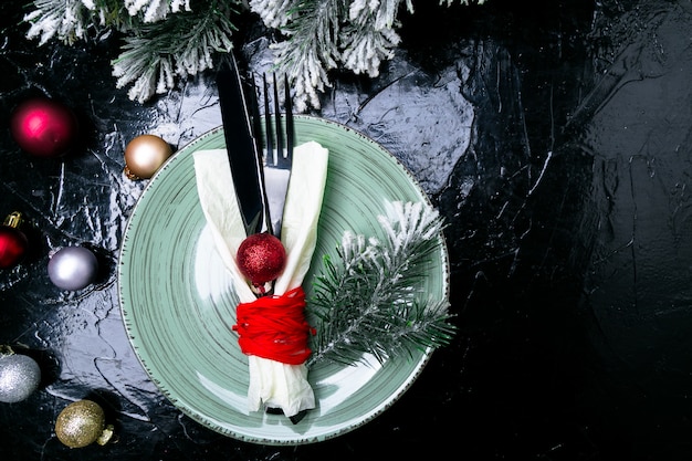 Couverts de table de Noël. Dîner de vacances.