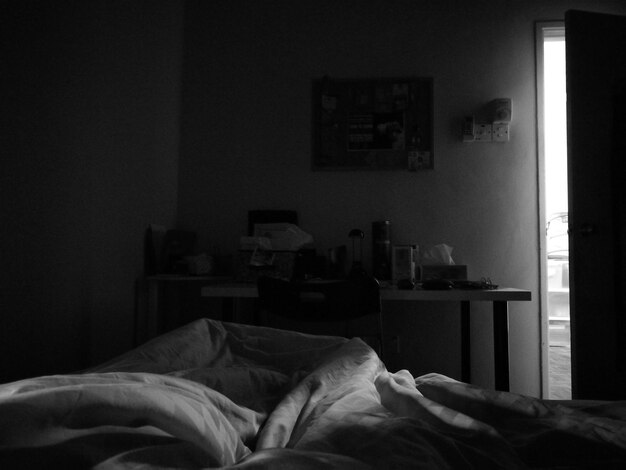 Photo couverture sur le lit à la maison