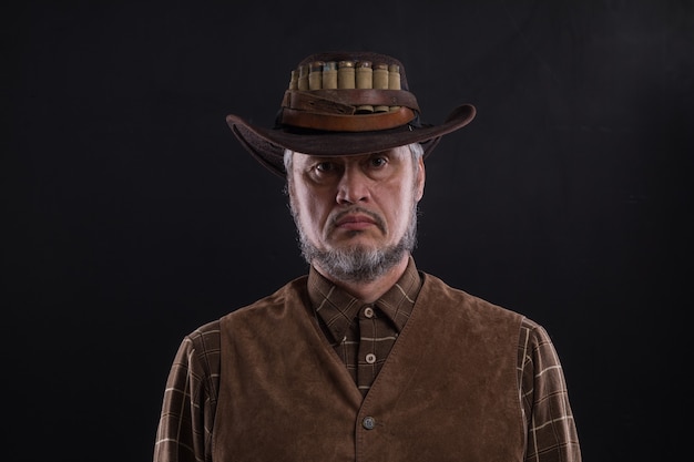 Cowboy du Far West avec des armes