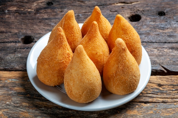 Coxinha de poulet, snack brésilien