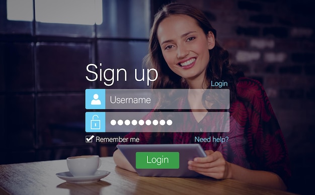 Écran de connexion avec une femme aux cheveux noirs avec un café et un ordinateur portable