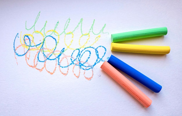 Crayons De Couleur Pour Bébé