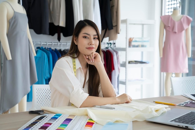 créateur de mode asiatique