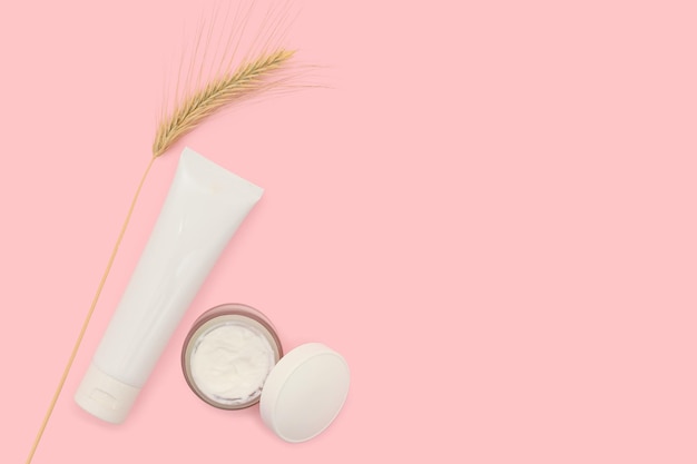 Crème cosmétique au blé naturel Pour les soins du visage et du corps