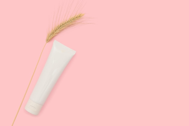 Crème cosmétique au blé naturel Pour les soins du visage et du corps