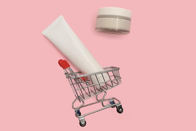 Crème cosmétique en mini panier Achat et vente en ligne de cosmétiques