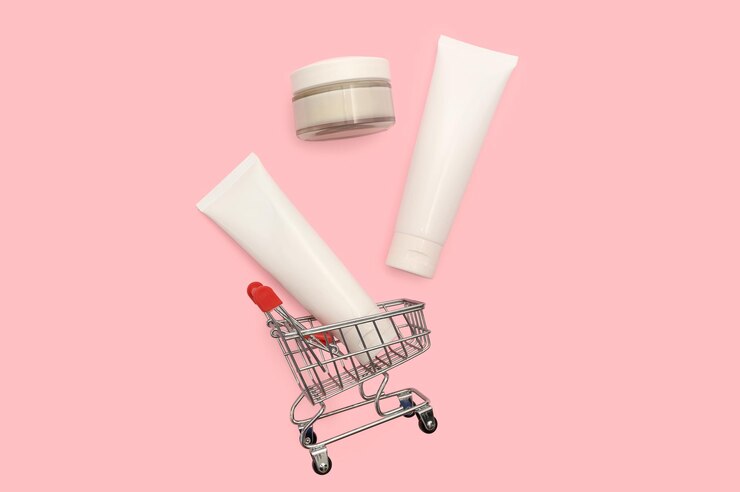 Photo crème cosmétique en mini panier achat et vente en ligne de cosmétiques