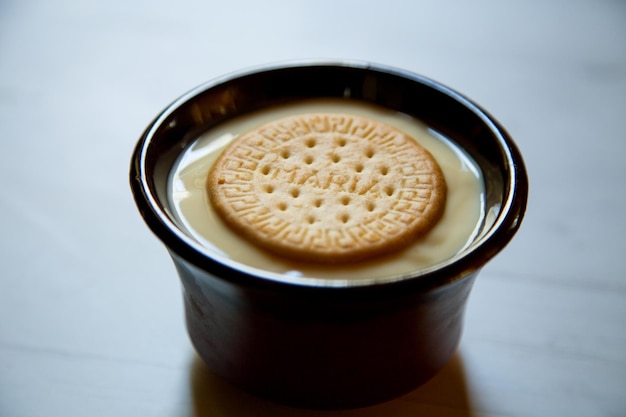 La crème pâtissière est un dessert lacté très répandu dans la gastronomie espagnole. C'est une crème à base de lait, e