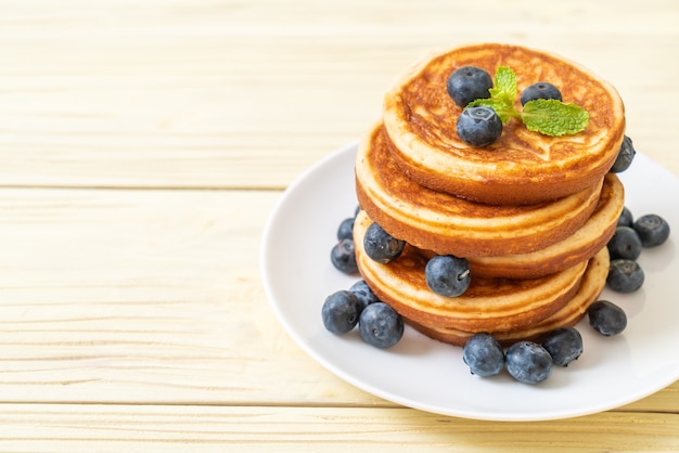 crêpe aux bleuets frais