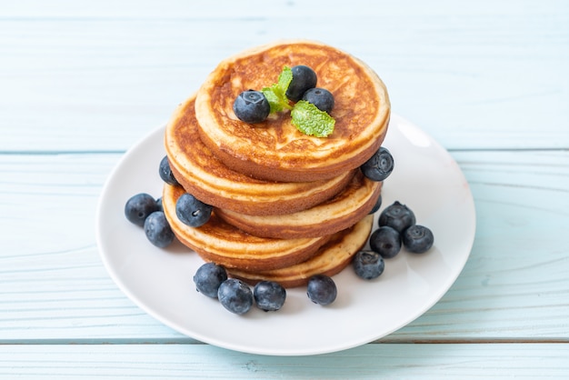 crêpe aux bleuets frais