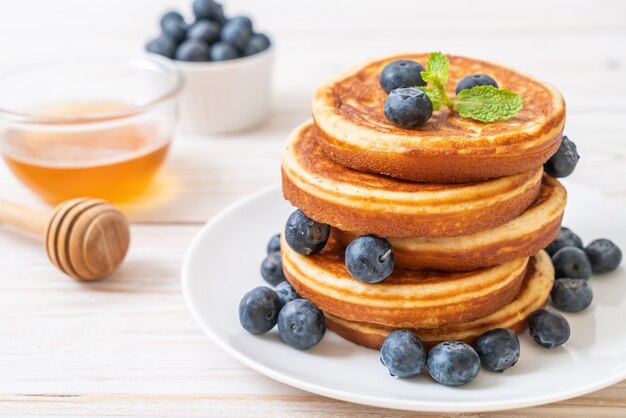 crêpe aux bleuets frais