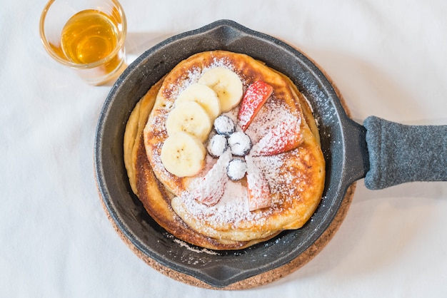 crêpe à la fraise fraise myrtille et banane