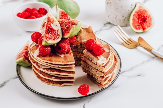 Crêpes américaines maison aux flocons d'amande