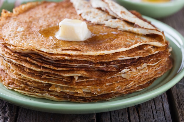 Crêpes au beurre et au miel