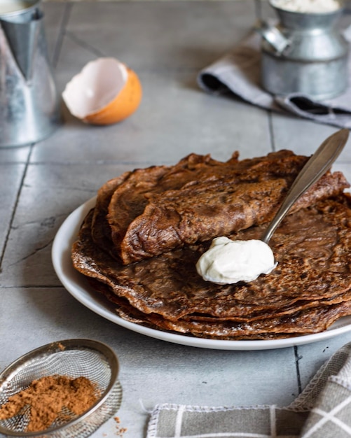 Crêpes au chocolat à la crème sure