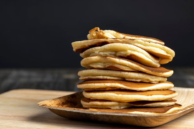 Crêpes au lait à base de farine de blé se bouchent