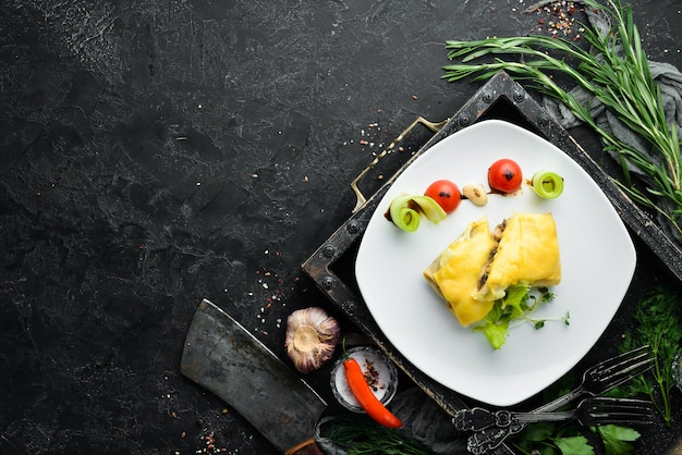 Crêpes aux champignons et fromage Vue de dessus Espace libre pour votre texte