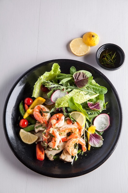 crevettes aux salades bio