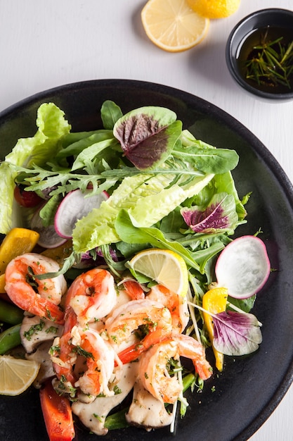 crevettes aux salades bio