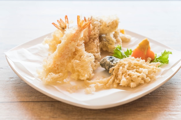 crevettes frites (tempura)