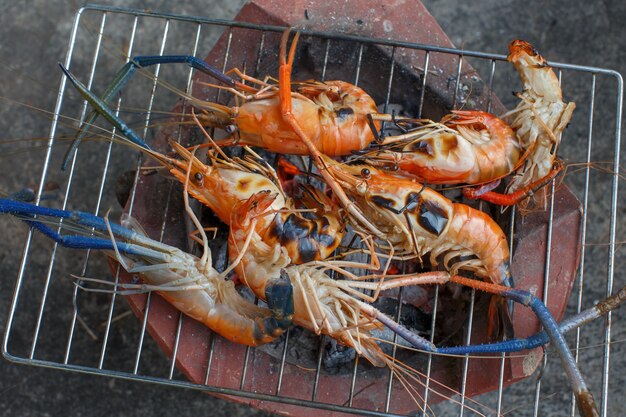 Crevettes sur le gril