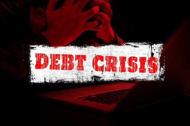 La crise de la dette a stressé l'homme d'affaires endetté et l'échec financier