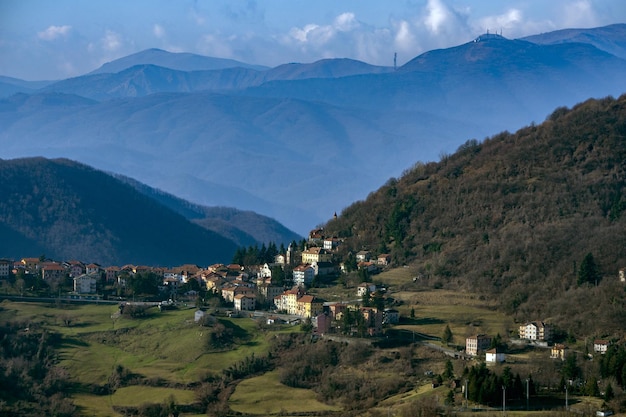 Crocefieschi village Antola Park paysage de montagne en hiver