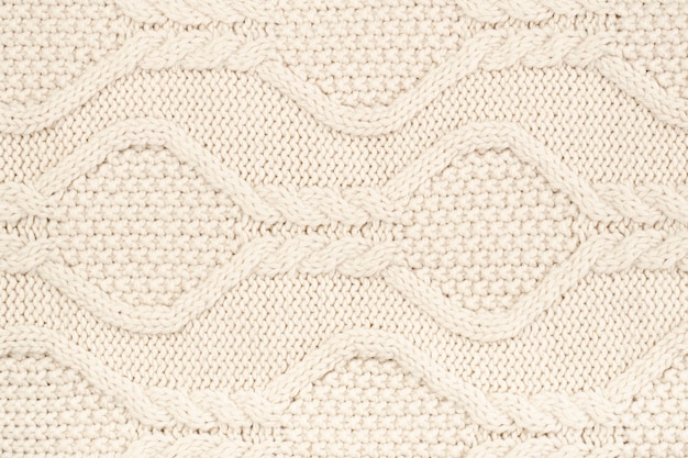 Crochet de laine crème avec motif