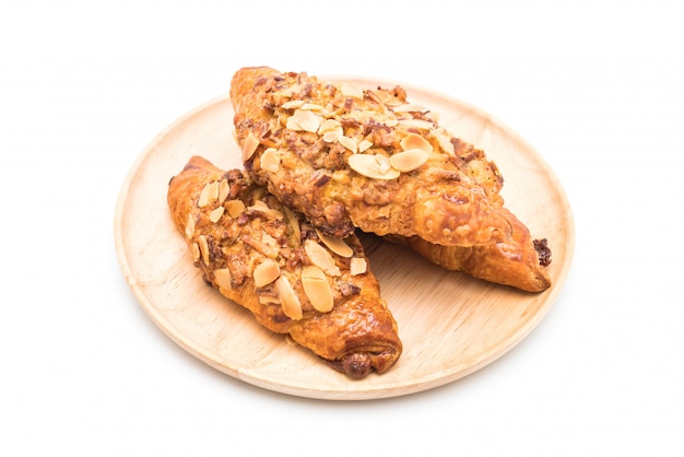 Photo croissant aux amandes