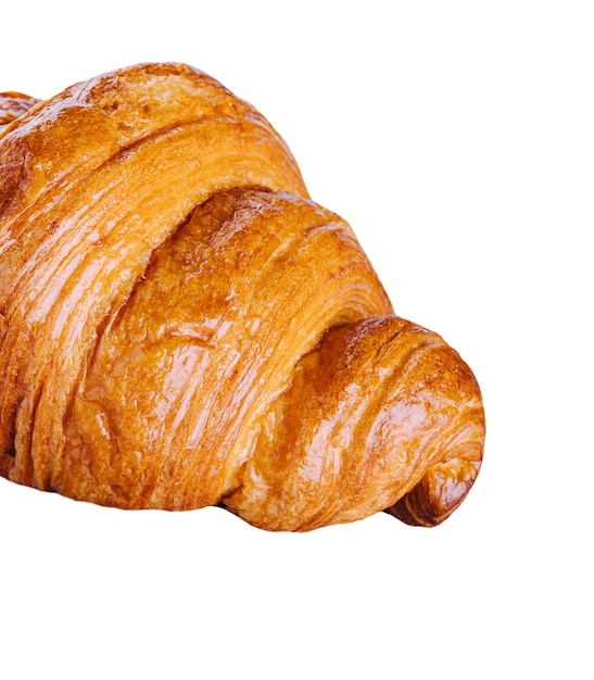 croissant frais au four sur fond blanc