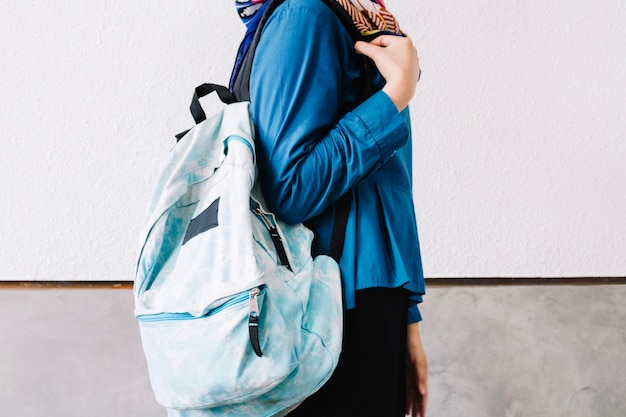 Crop femme avec sac à dos