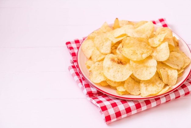 croustilles sur assiette