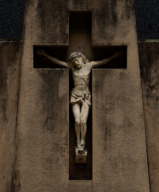 Un crucifix avec Jésus dessus