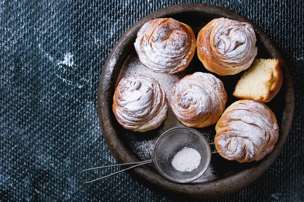 Cruffins de pâtisseries modernes