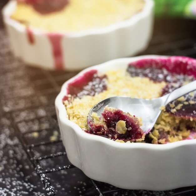 Crumble à L'avoine Délicieux Fait Maison Avec Des Baies