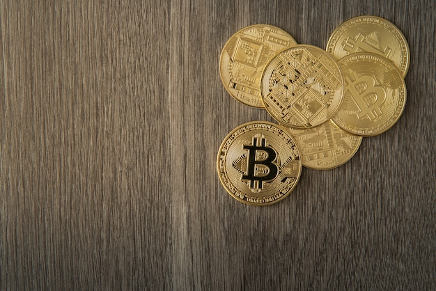 Crypto-monnaie bitcoin la future pièce sur la bonne voie pour le concept de financement de pièces bitcoin le plus élevé