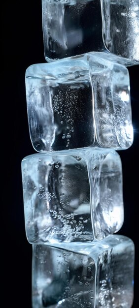 Cubes de glace sur fond noir Closeup Studio shot