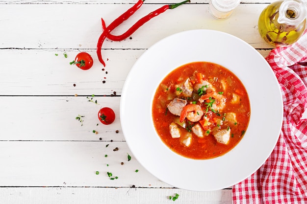 Cuisine brésilienne: Moqueca capixaba de poisson et poivrons