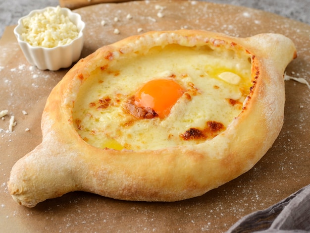 cuisine géorgienne khachapuri