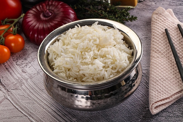 Cuisine indienne Riz basmati cuit à la vapeur