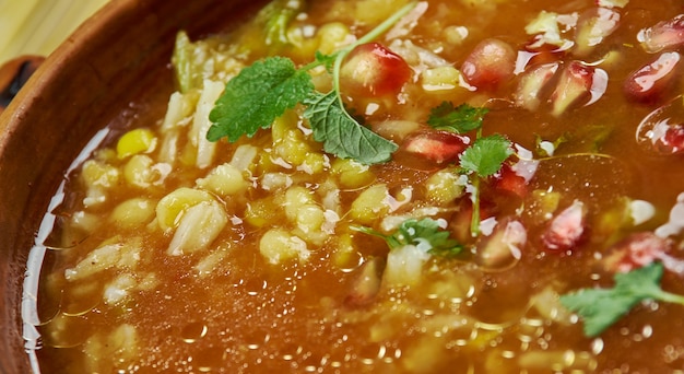 Cuisine iranienne - Soupe persane à la grenade Ash-e Anar