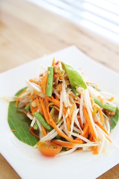 Cuisine locale thaïlandaise Salade de papaye verte