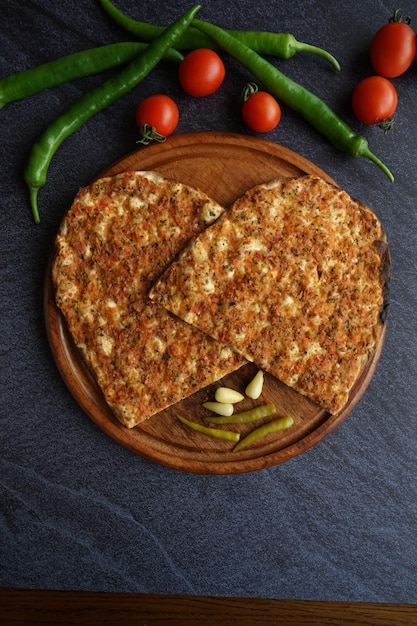 Cuisine turque Pizza turque Lahmacun