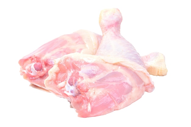 Cuisses de poulet sur fond blanc isolé